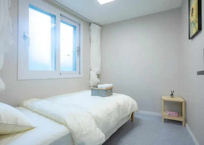 アパート Miya House